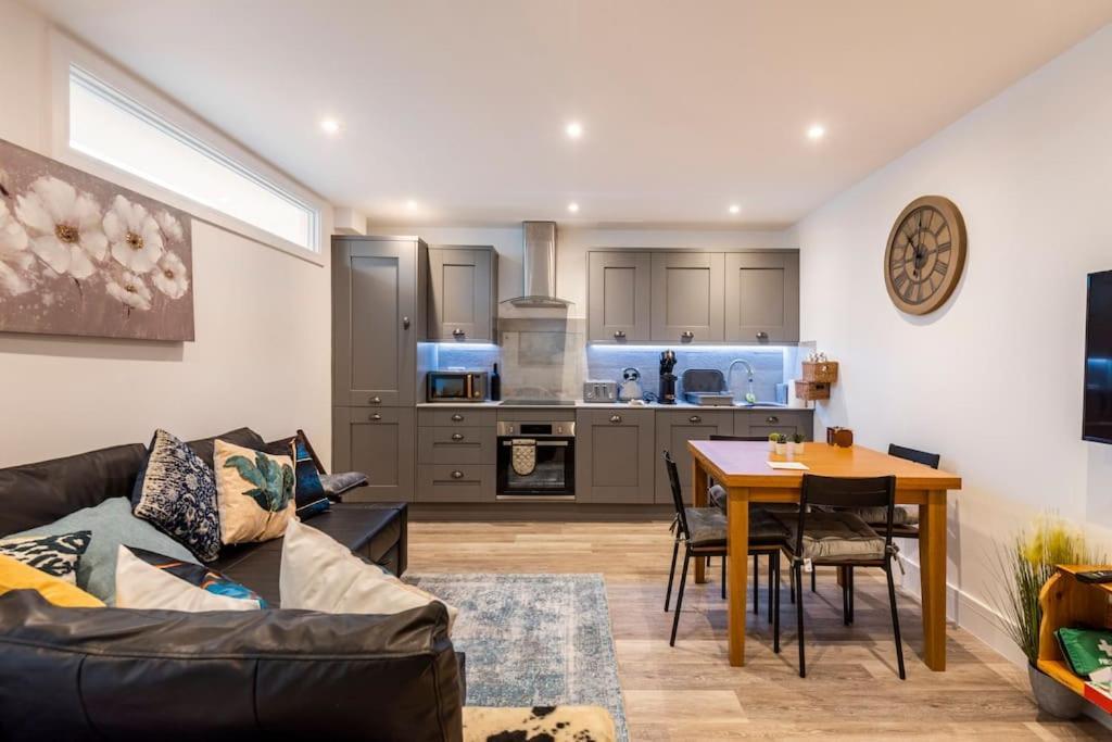 Comfortable Flat Close To The Beach Hove Extérieur photo