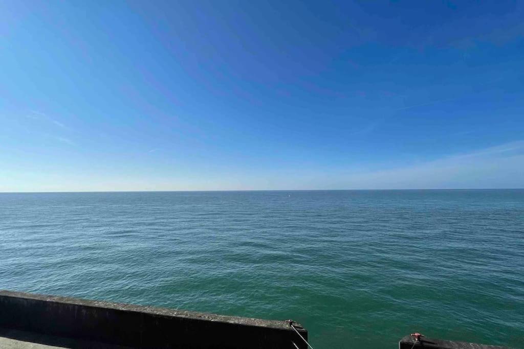 Comfortable Flat Close To The Beach Hove Extérieur photo
